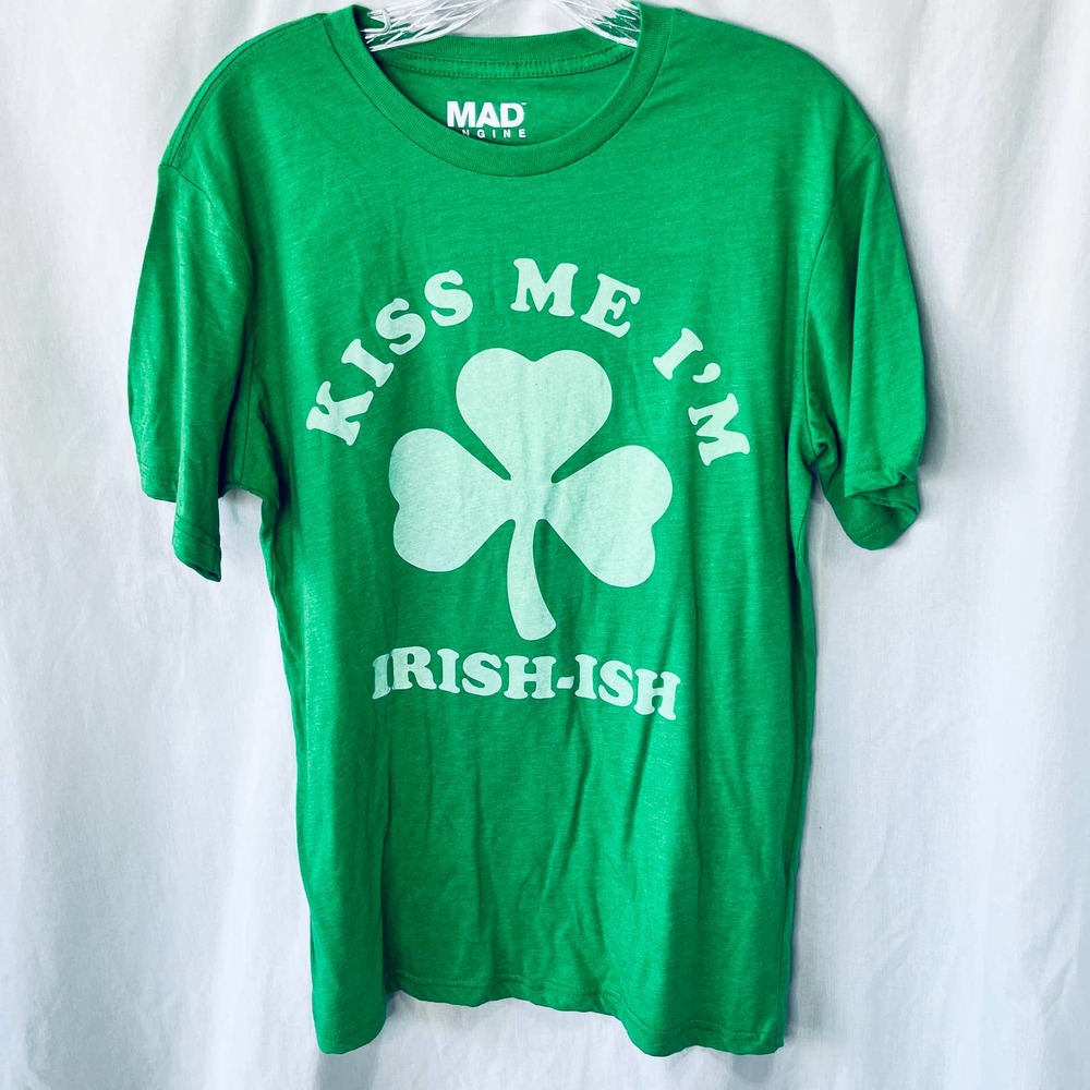 Mad Engine Green Short Sleeve Irish-Ish Graphic Tee New S
